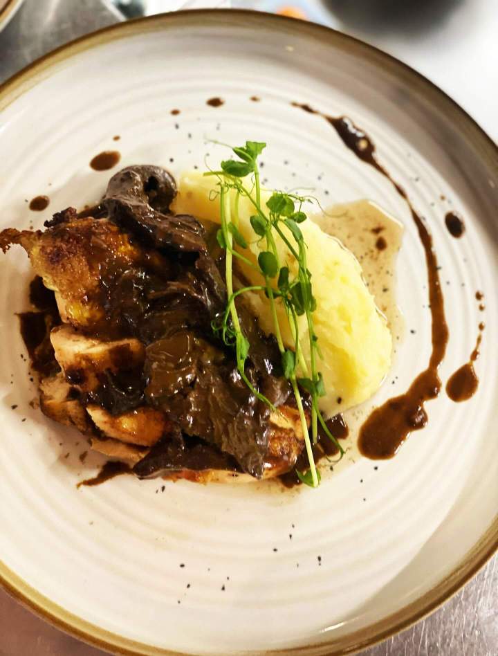 Plat gastronomique français Rochetaillée-sur-Saône