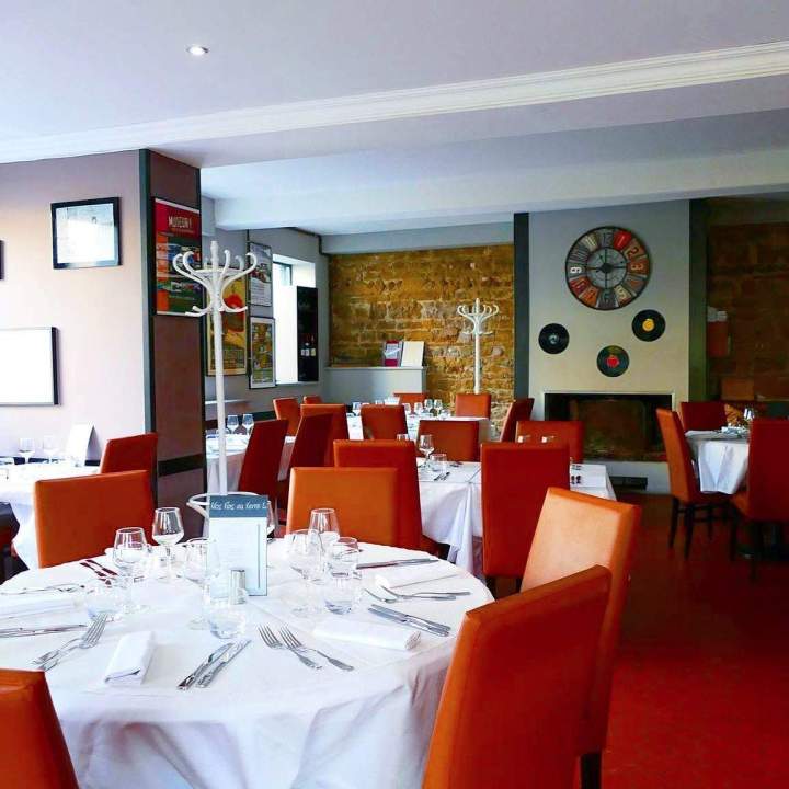 Restaurant Hall Rental Rochetaillée-sur-Saône